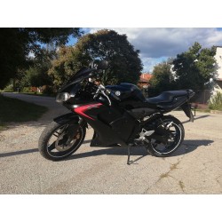 Cestný motocykel Yamaha TZR...