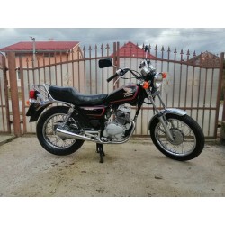 Chopper Honda CM 125...