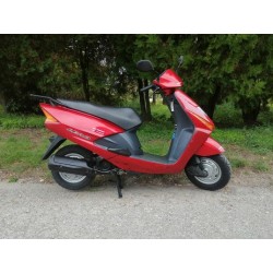 Skúter Honda Lead 100, r.v....