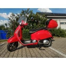 Piaggio Vespa GTS Super...