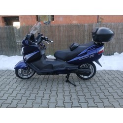 Maxi skúter Suzuki AN 650...