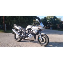 Cestný motocykel Yamaha FZS...